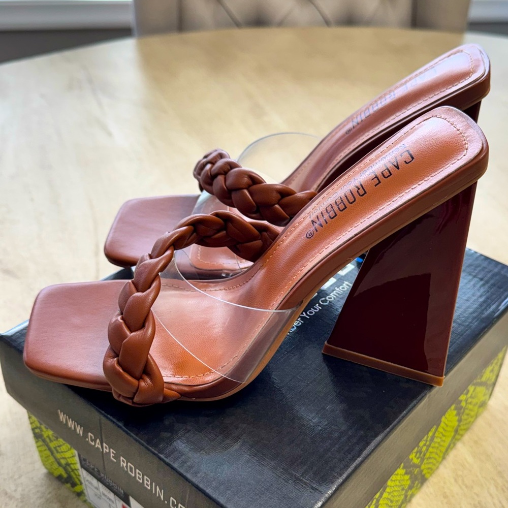 Cape Robbin - Castellar Braided Heels NIB
